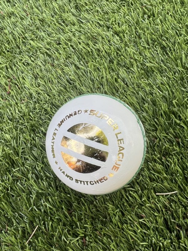 Elevn Super League White Leather Cricket Balle